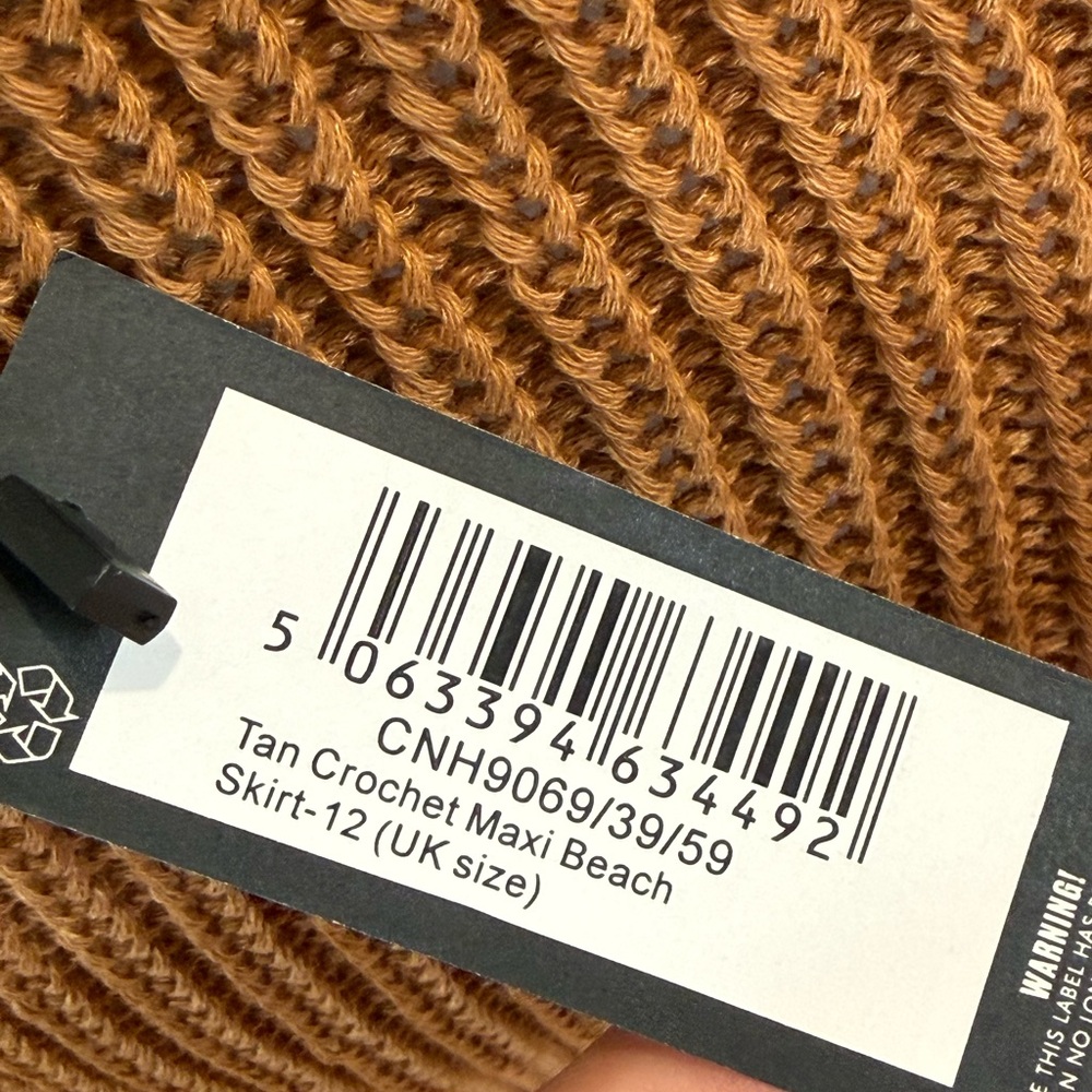 PrettyLittleThing Tan Crochet Maxi Skirt Beach Cover Up US 8‎ Boho Resort NWT - Picture 7 of 7